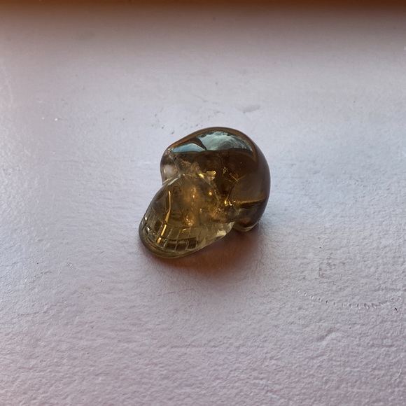 Smokey quartz skull - Picture 2 of 4